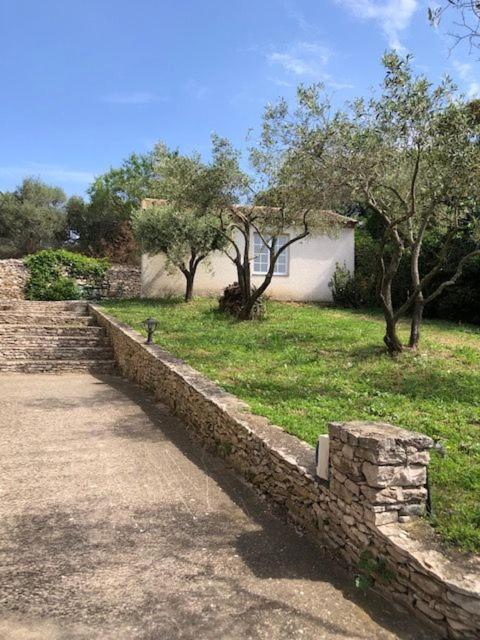 Nimes Calme Vila Exterior foto